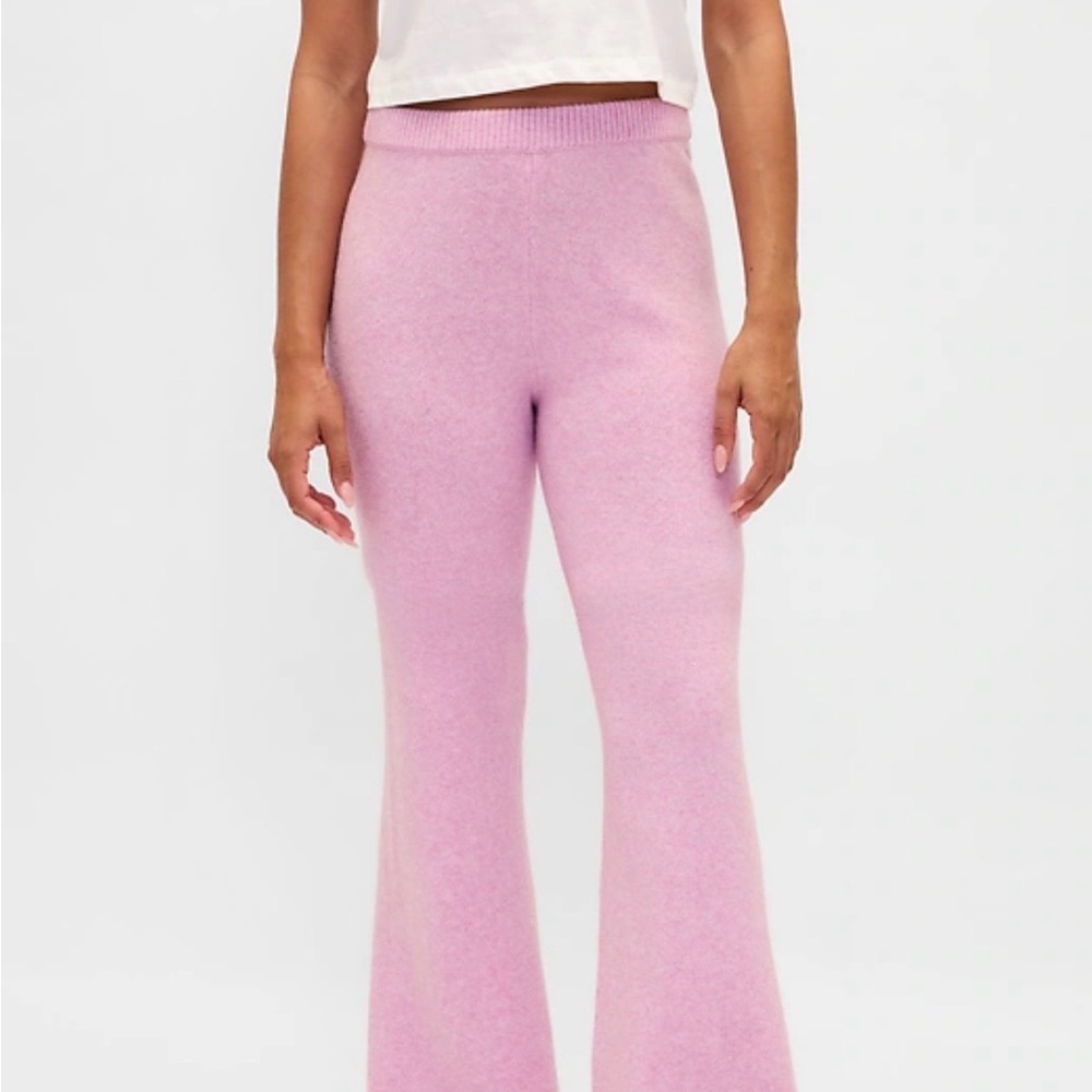 GAP Women's CashSoft Pink Flare Sweater Pants